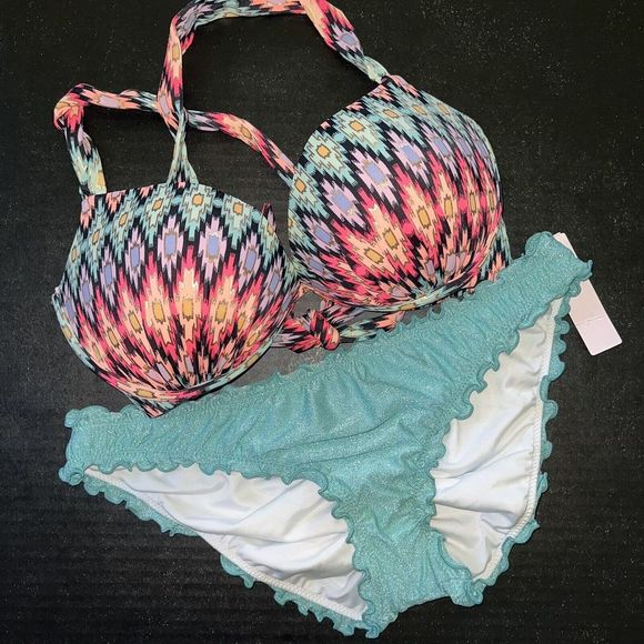 Victoria's Secret BIKINI 34B,34D ruffle warm ikat foil CHEVRON MINT RED black